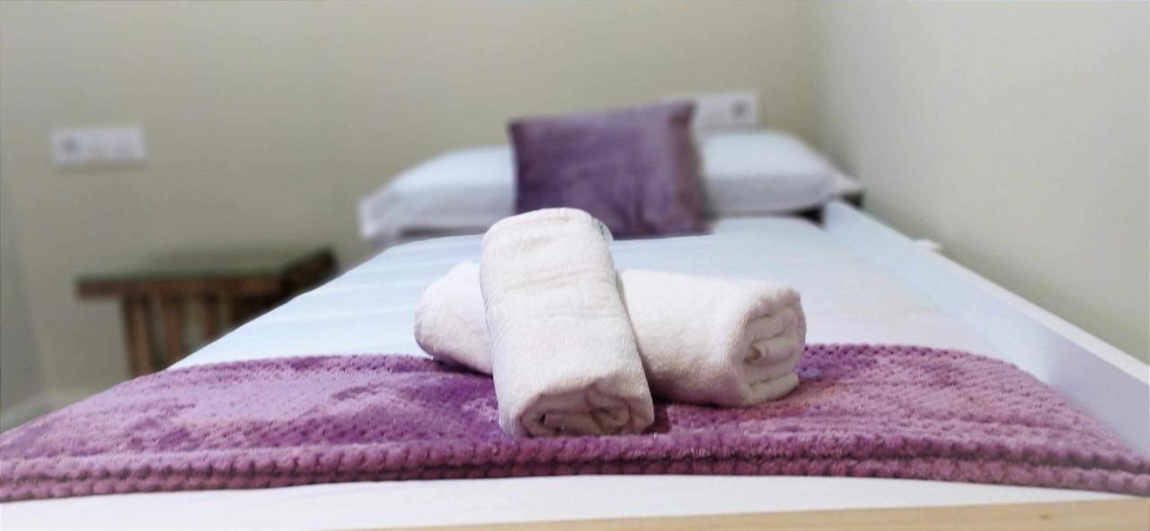 Apartamentos La Rosa Y El Pastor Guijo de Santa Barbara Phòng bức ảnh