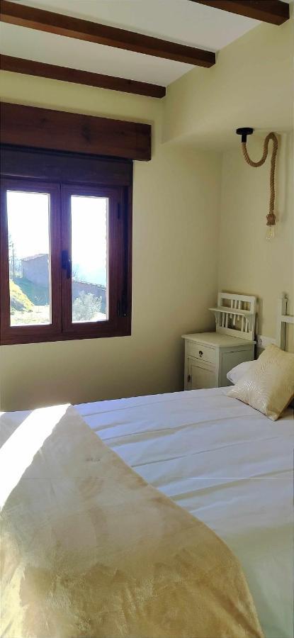 Apartamentos La Rosa Y El Pastor Guijo de Santa Barbara Phòng bức ảnh
