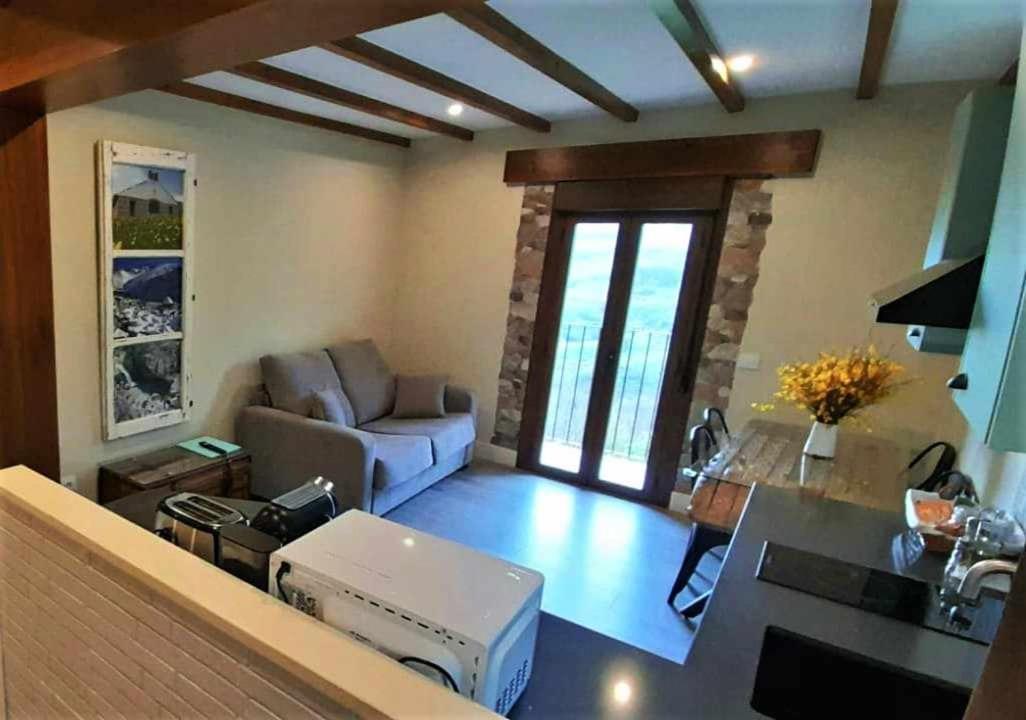 Apartamentos La Rosa Y El Pastor Guijo de Santa Barbara Phòng bức ảnh
